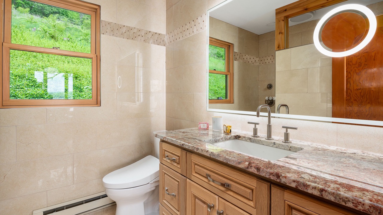 Photo of Bathroom in Nauvoo