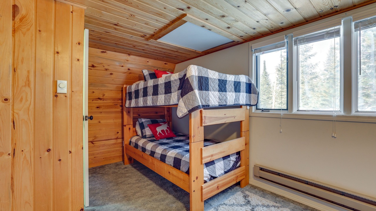 Photo of Bedroom in Tamarack Resort