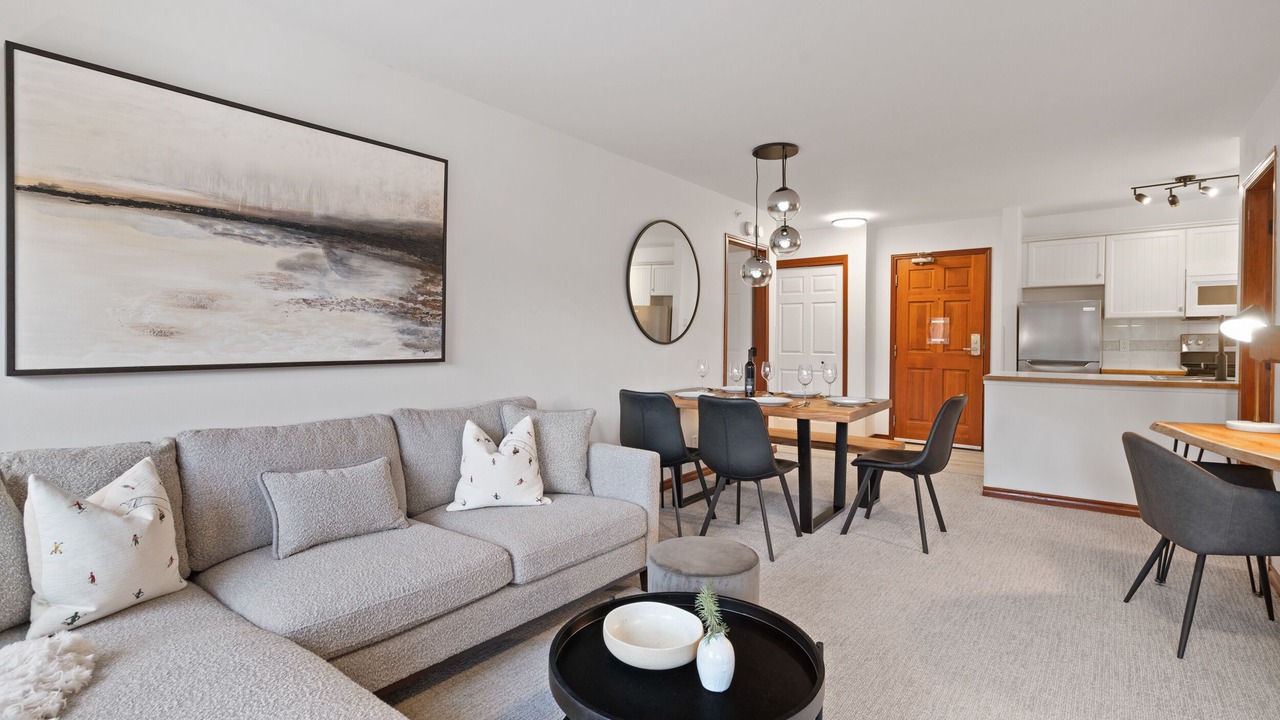 Photo of Bedroom in Upper Village
