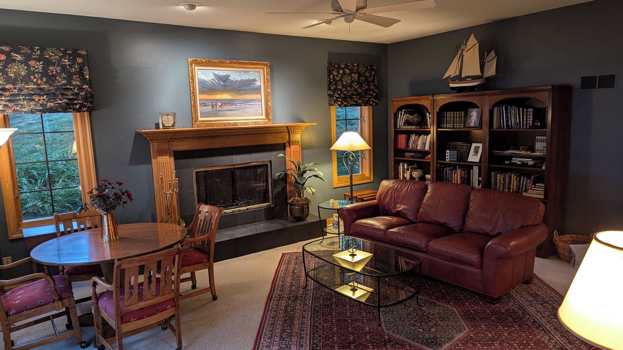 Photo of Livingroom in Oconomowoc