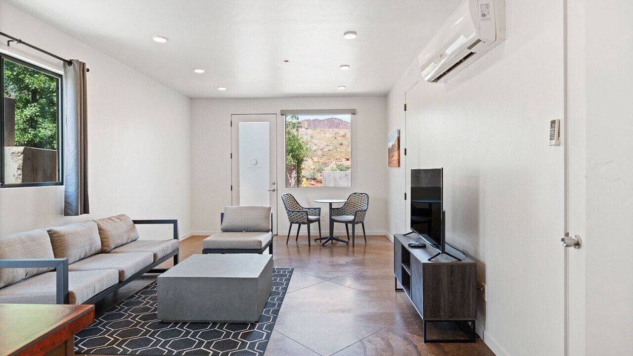 Photo of Livingroom in Kayenta