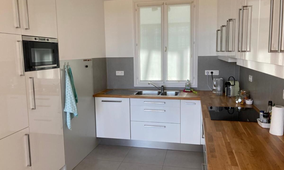Photo of Kitchen in Saint-Romain