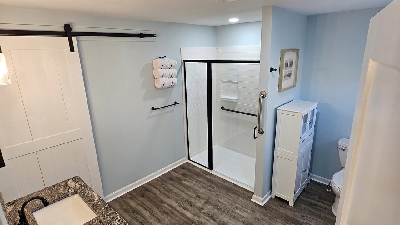 Photo of Bathroom in Holly