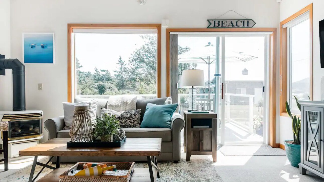 Photo of Livingroom in Lummi Island