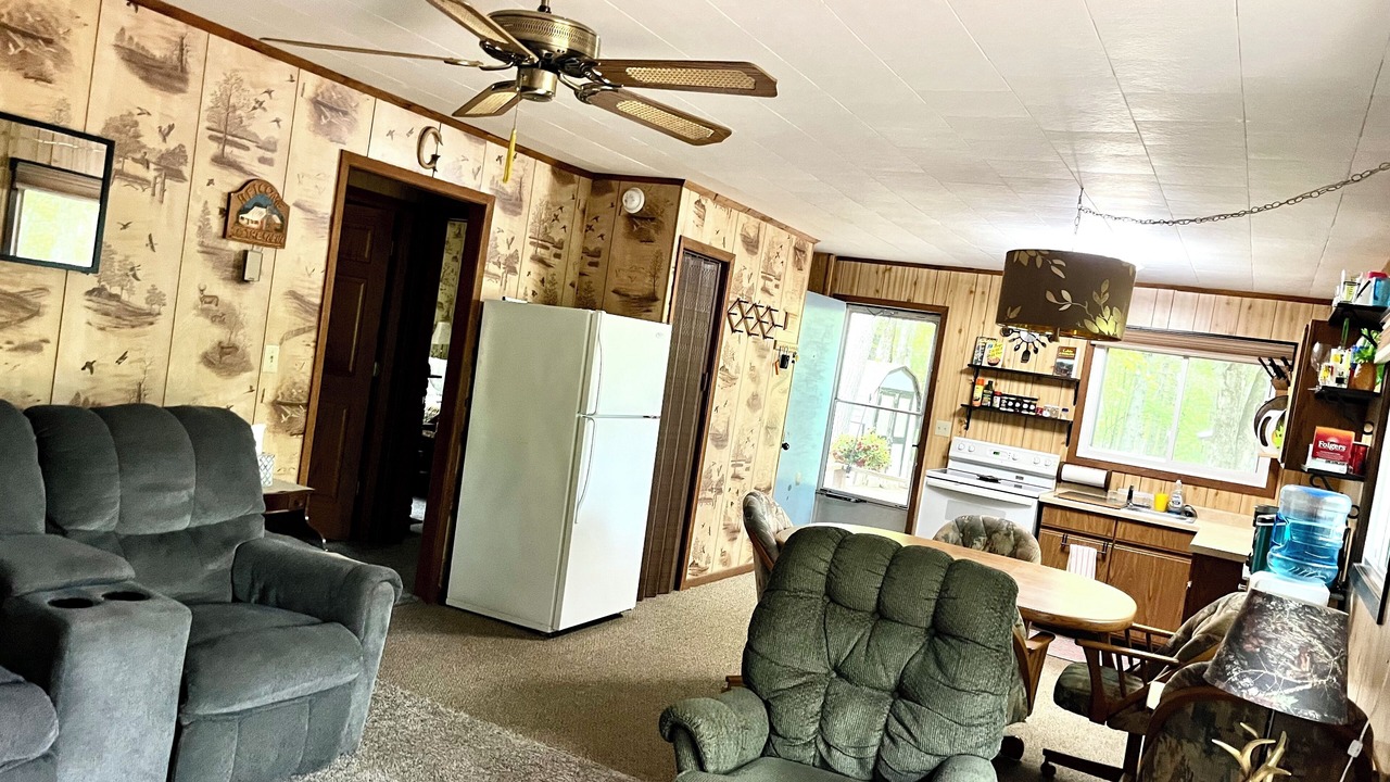 Photo of Livingroom in Neillsville