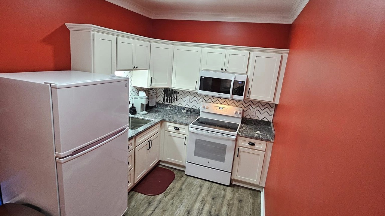 Photo of Kitchen in Holly