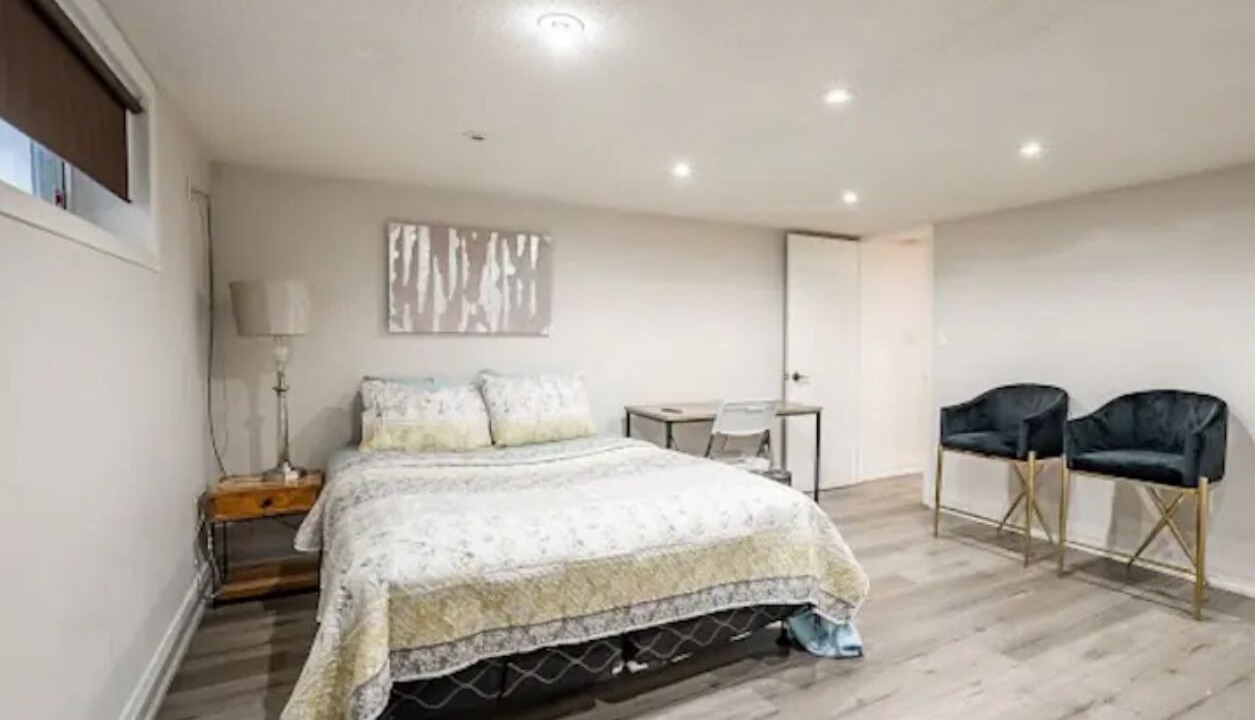 Photo of Bedroom in Mineola