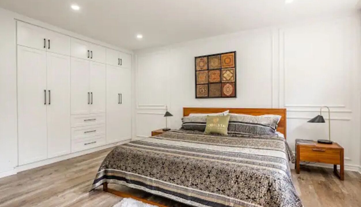 Photo of Bedroom in Mineola