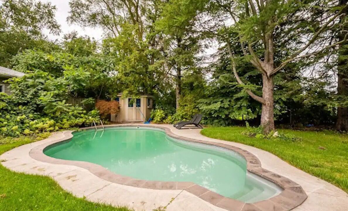 Photo of Outdoor in Mineola