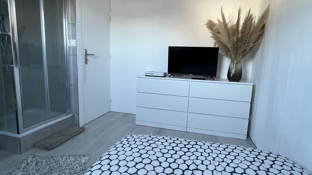 Photo of Bedroom in Carentan
