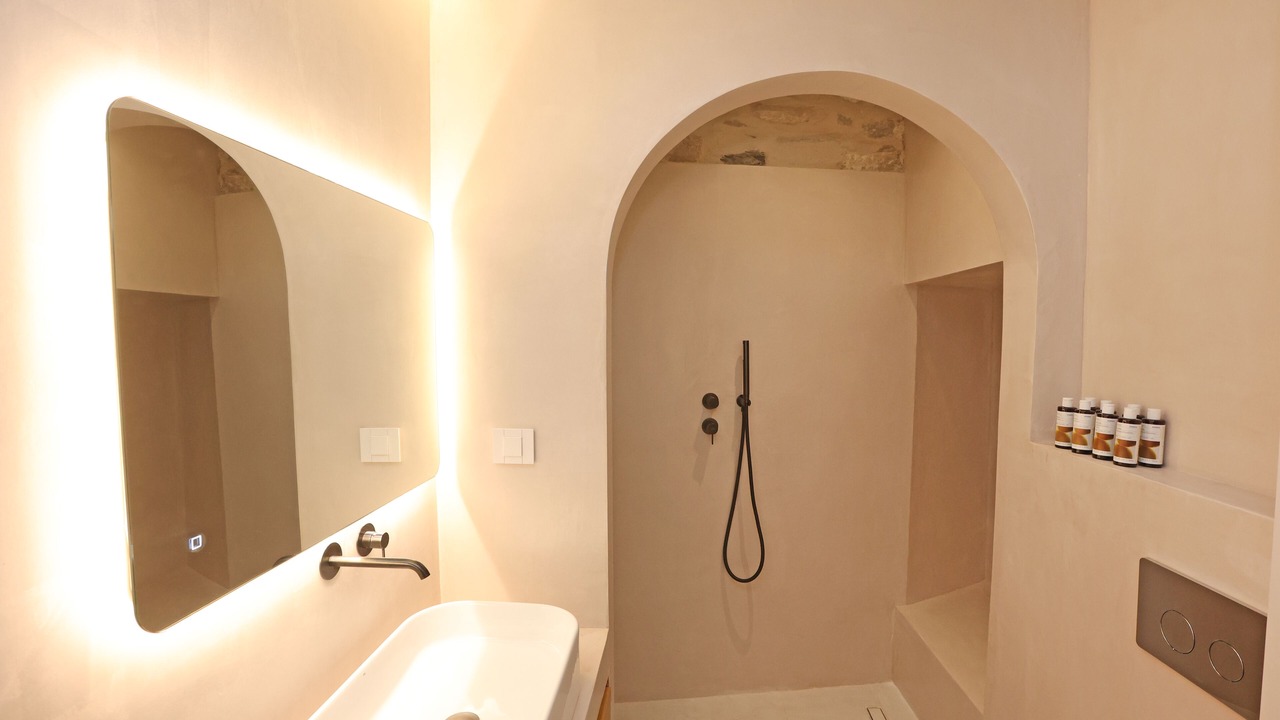 Photo of Bathroom in Ermoupoli