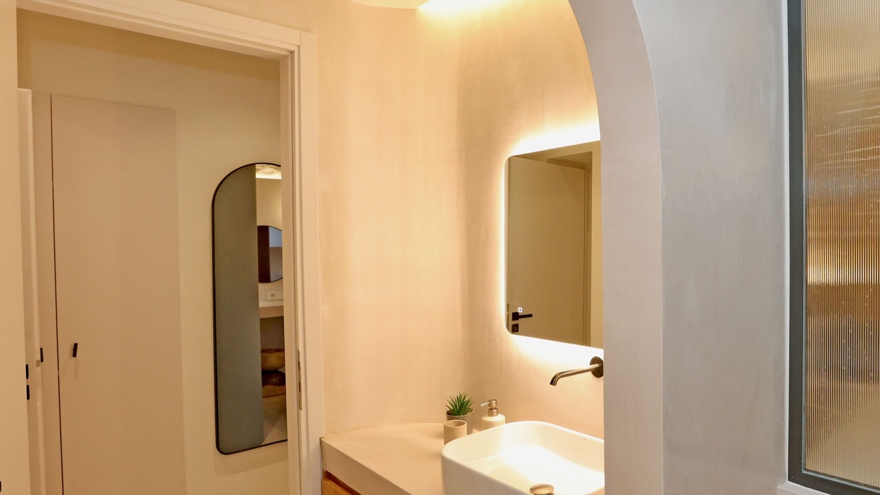 Photo of Bathroom in Ermoupoli