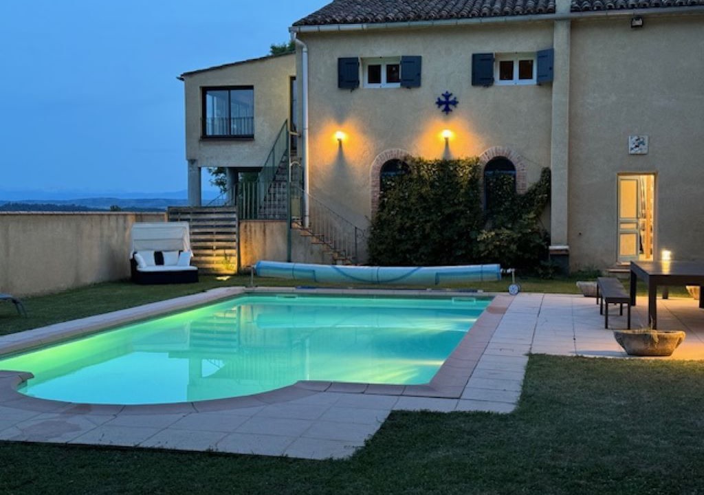 Photo of Outdoor in Issel