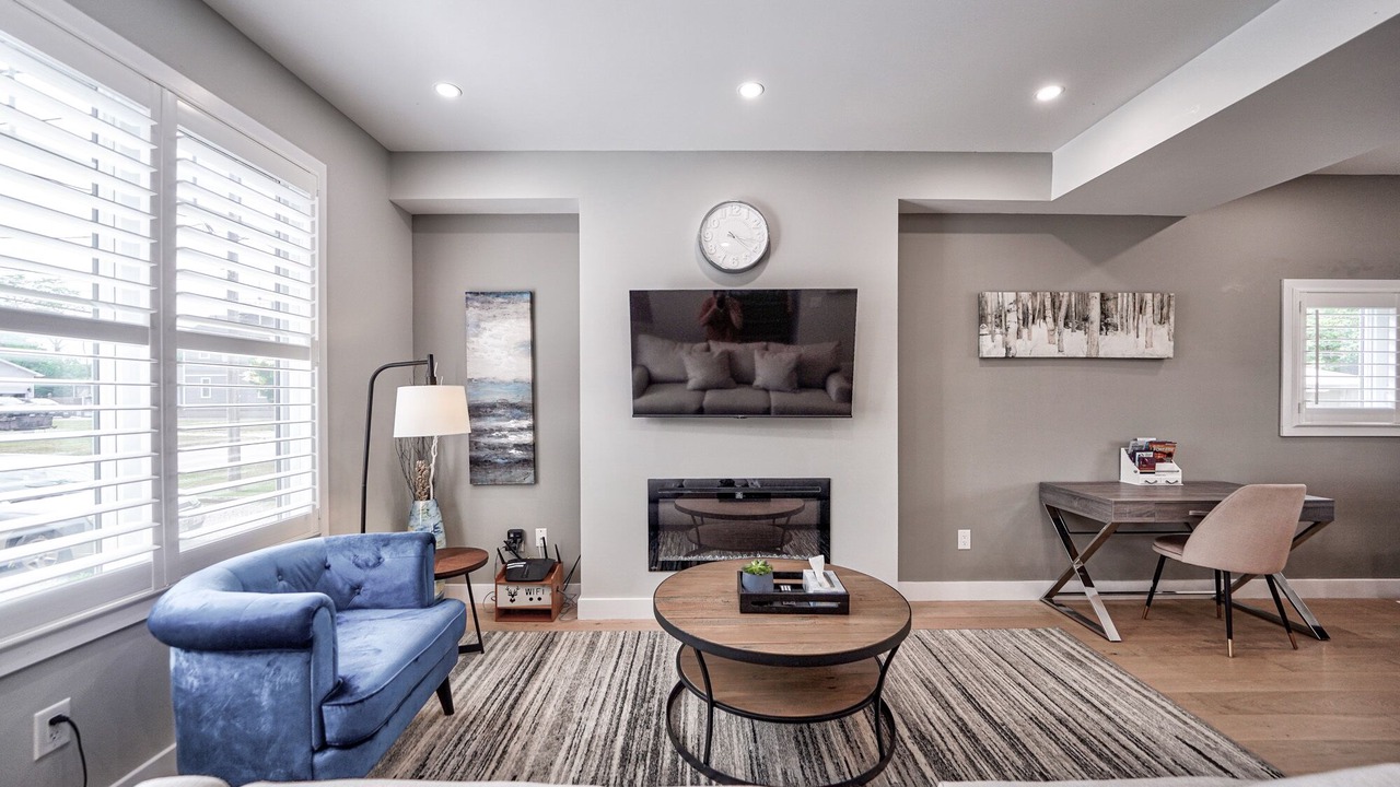 Photo of Livingroom in Fort Erie