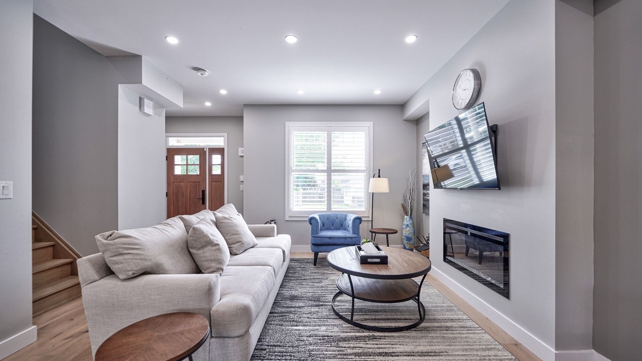 Photo of Livingroom in Fort Erie