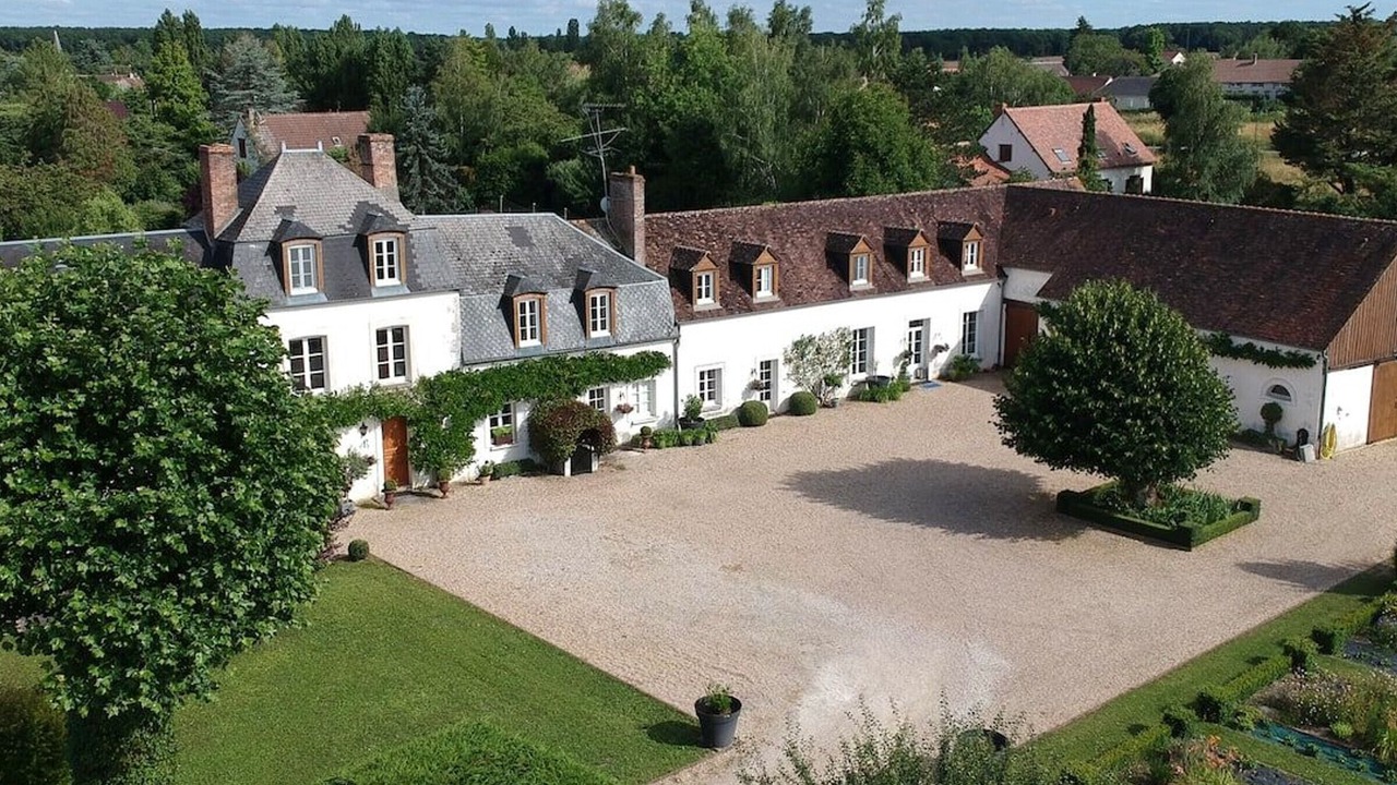 Photo of Outdoor in Paucourt