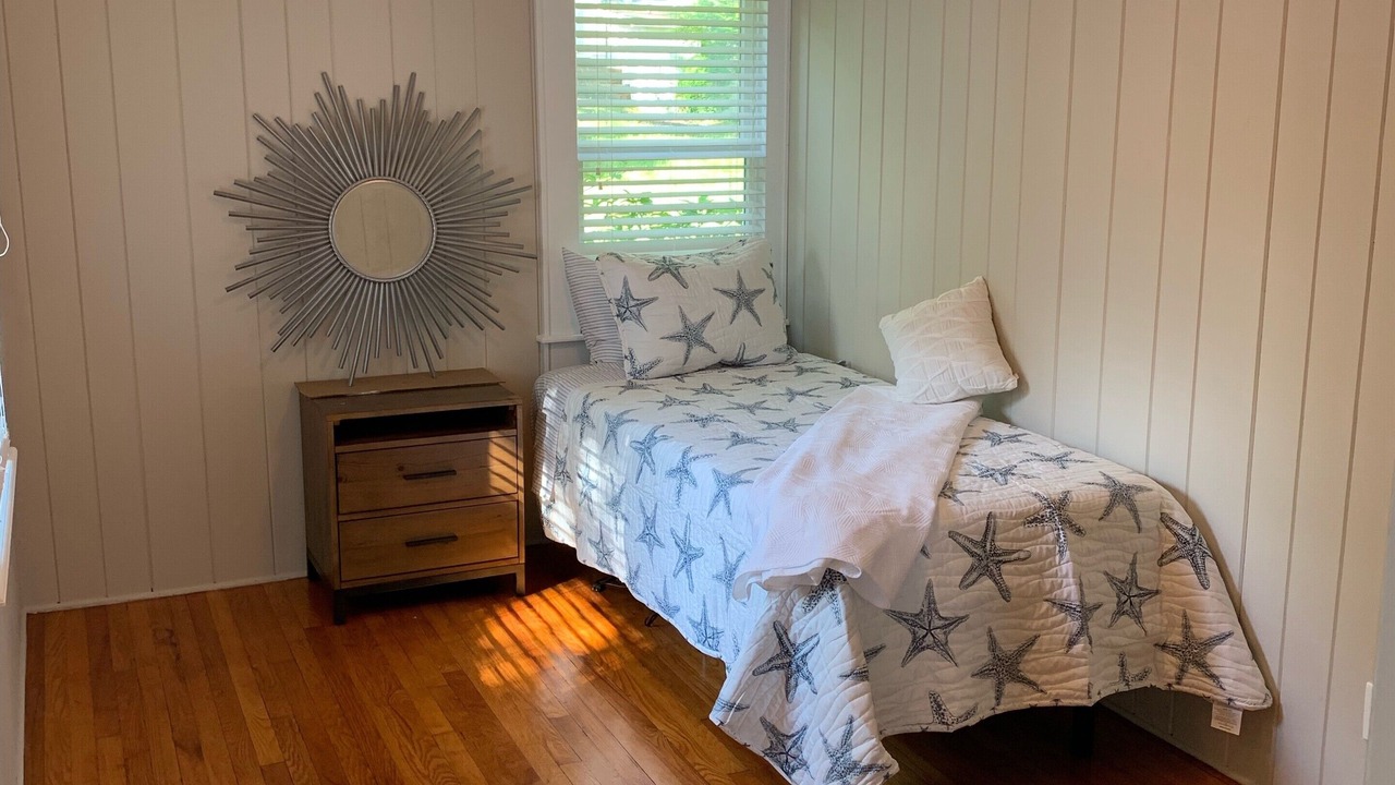 Photo of Bedroom in Town of Southold Town
