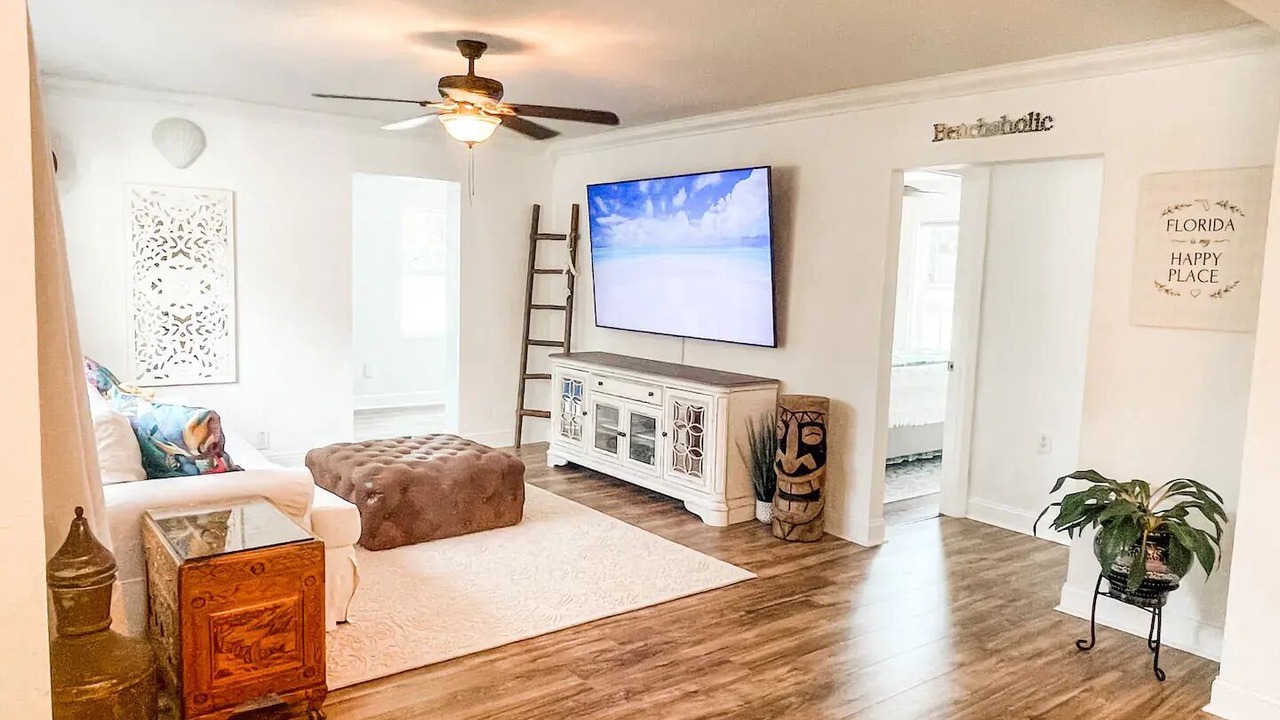 Photo of Livingroom in Arlington Park