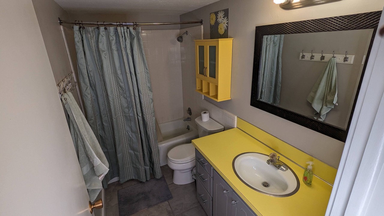 Photo of Bathroom in Logan