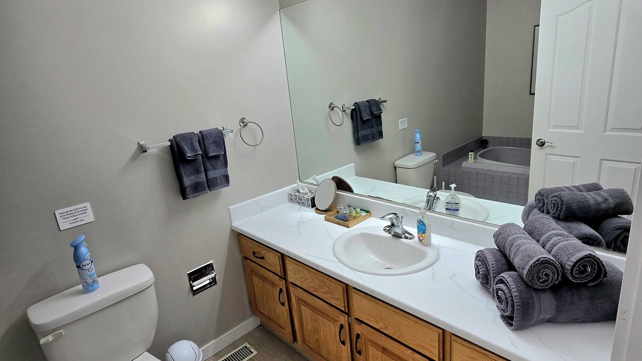 Photo of Bathroom in Okanagan-Similkameen