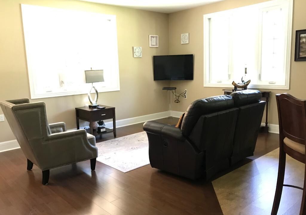 Photo of Livingroom in Puslinch