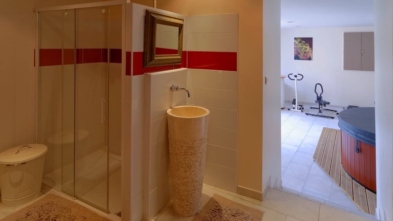 Photo of Bathroom in Fontiers-Cabardes