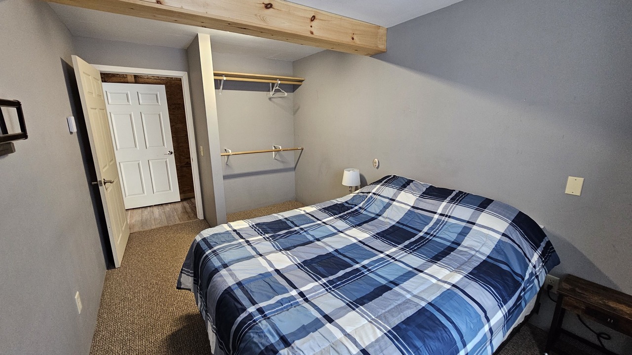 Photo of Bedroom in Swain