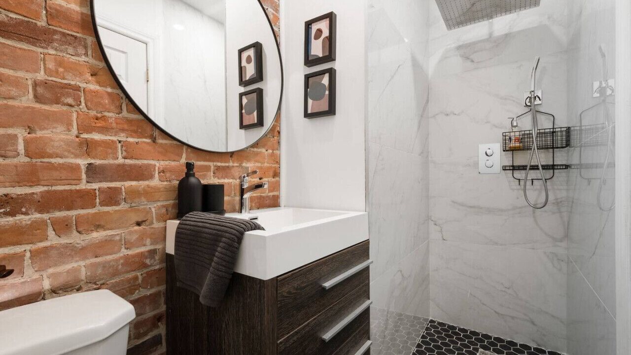 Photo of Bathroom in Ville-Marie