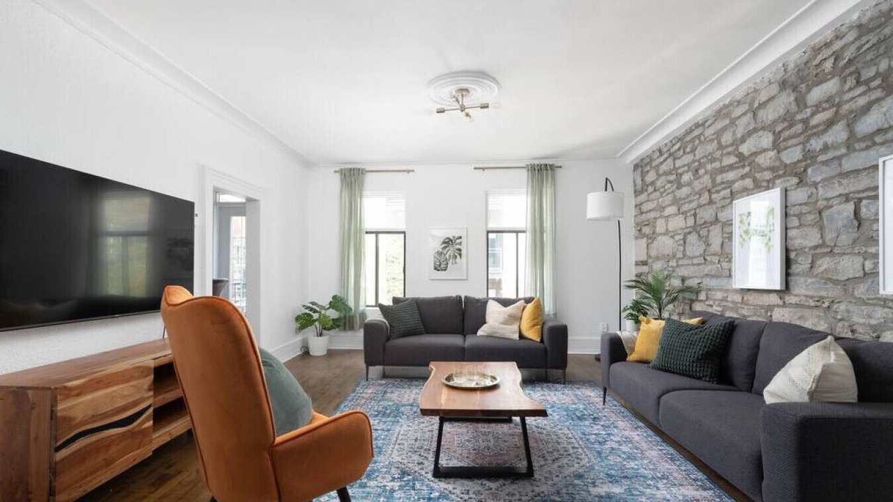 Photo of Livingroom in Ville-Marie