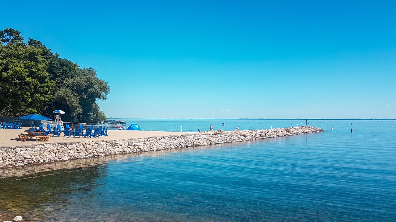 Photo of Others in Big Bay Point