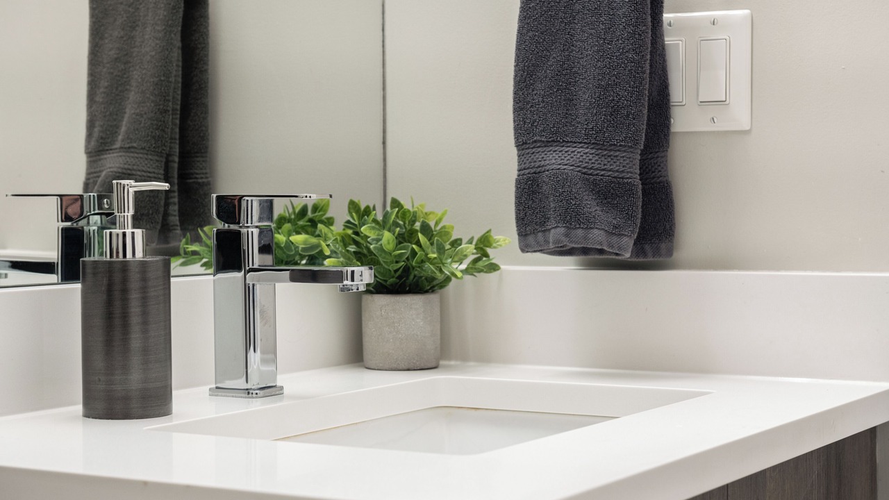 Photo of Bathroom in Hillhurst