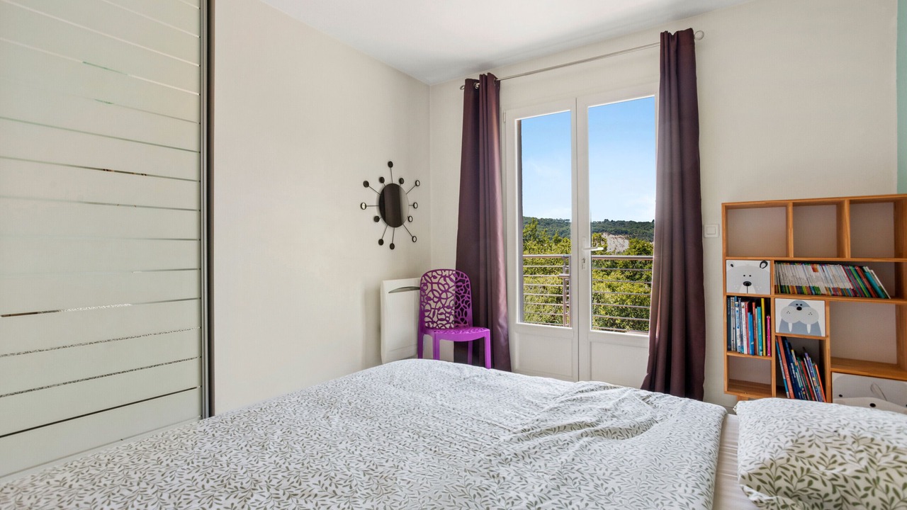 Photo of Bedroom in Bauduen