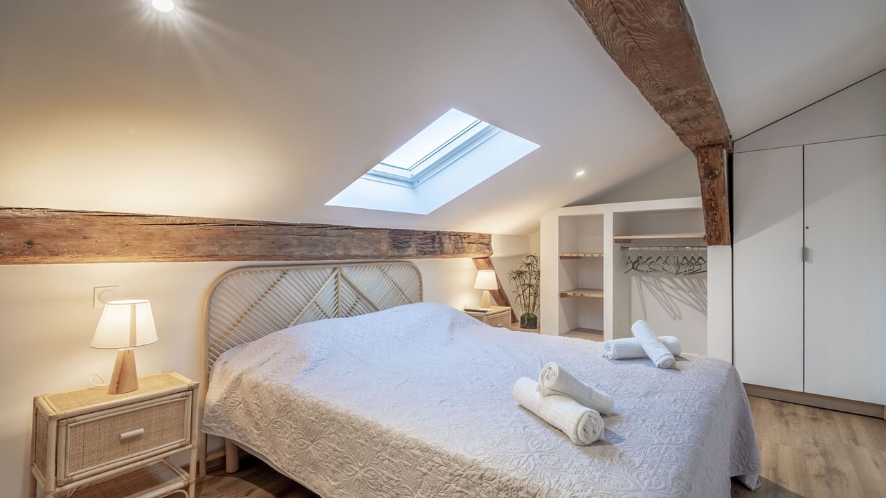 Photo of Bedroom in Le Somail