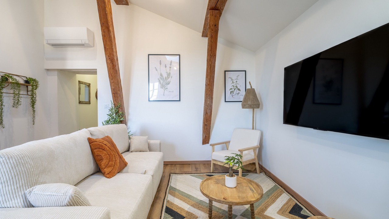 Photo of Livingroom in Le Somail