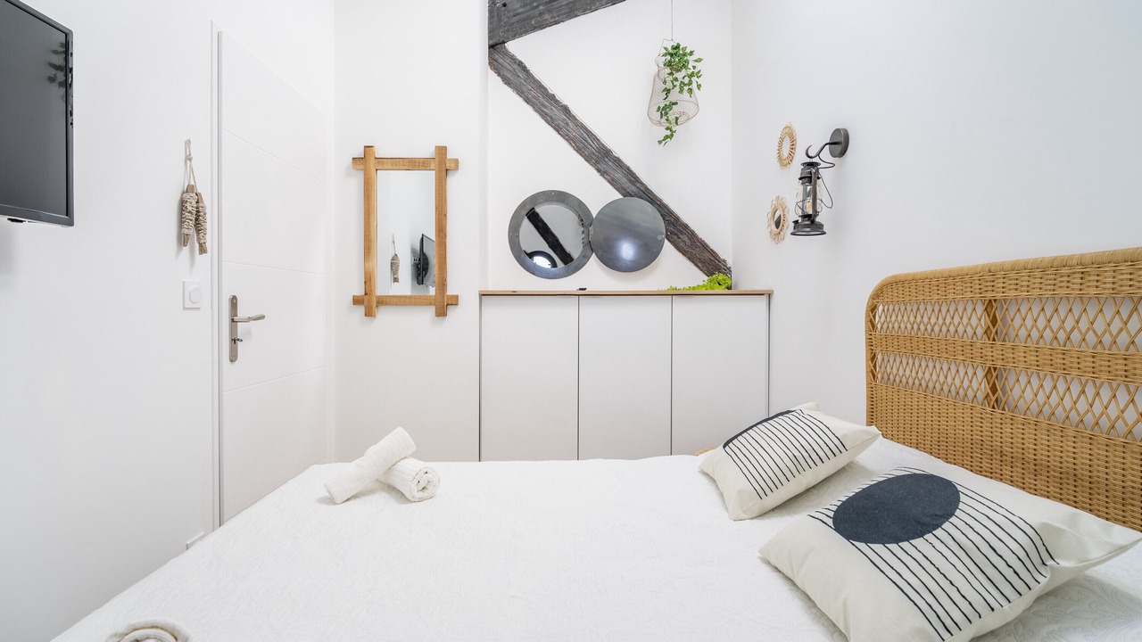 Photo of Bedroom in Le Somail