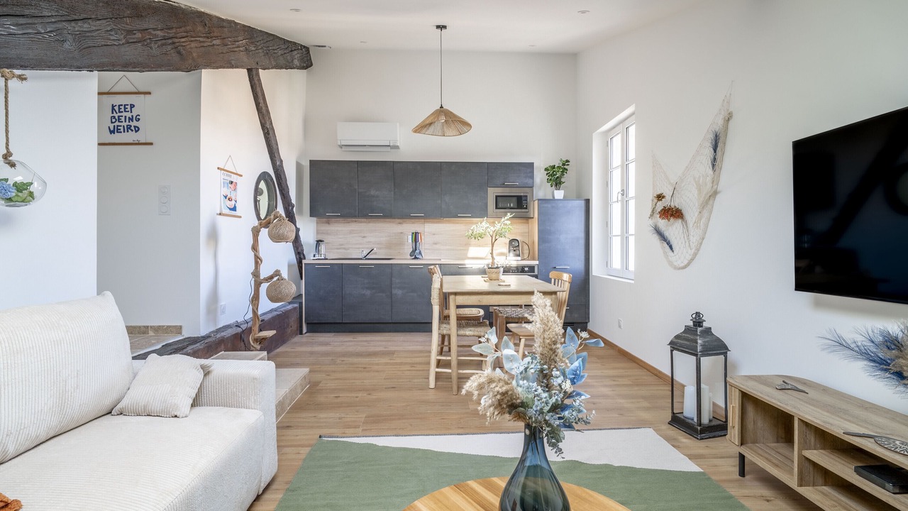 Photo of Livingroom in Le Somail