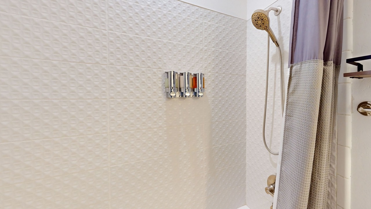 Photo of Bathroom in Big Water