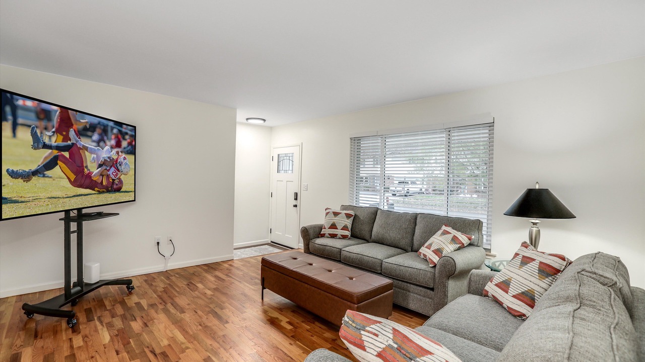Photo of Livingroom in Livonia