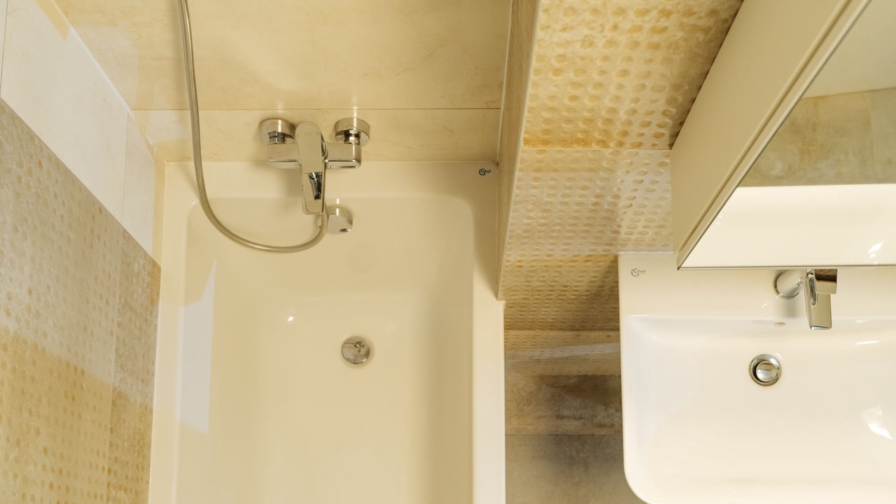 Photo of Bathroom in Aviatiei
