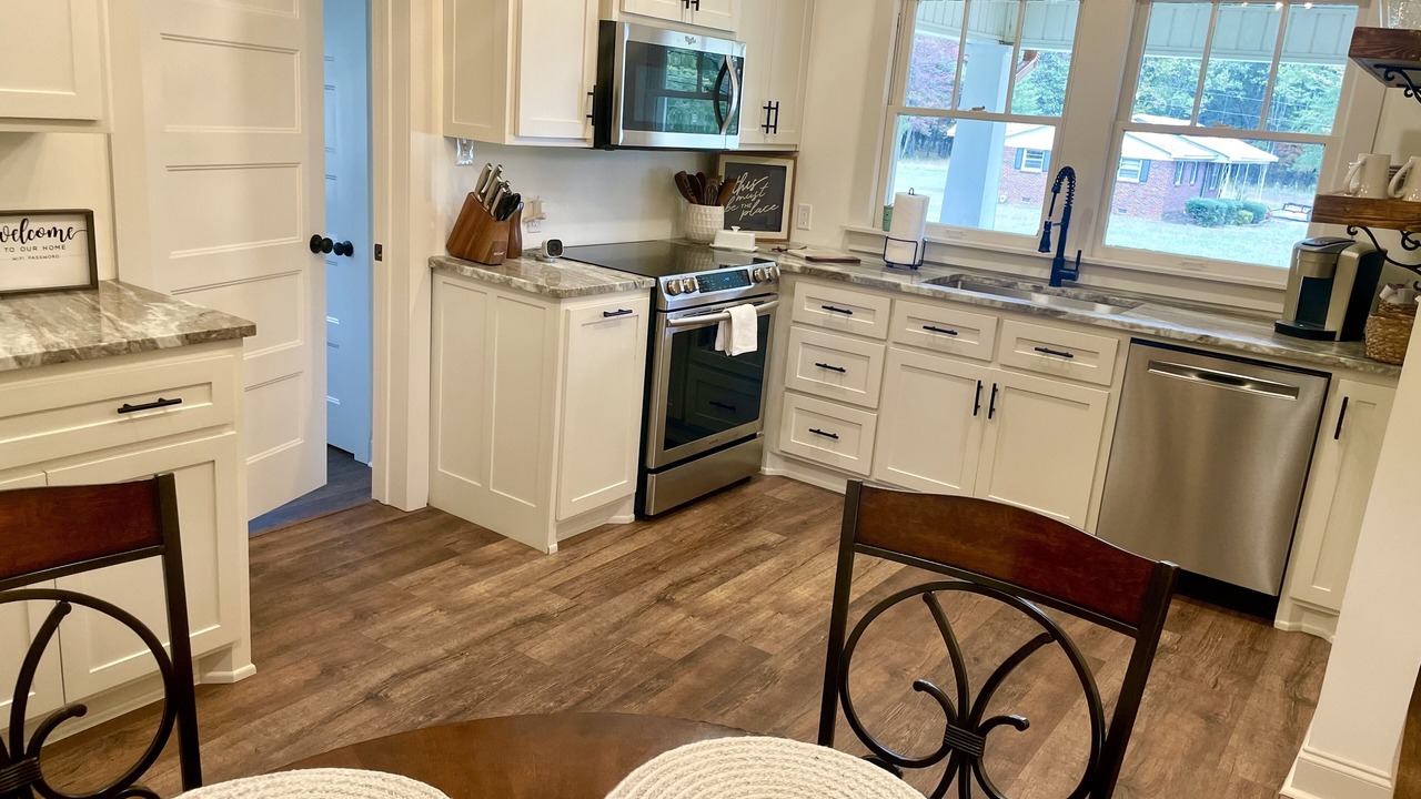 Photo of Kitchen in Corinth