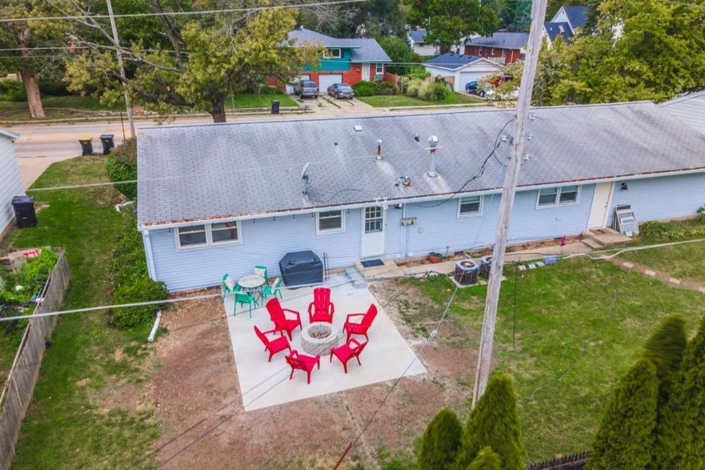 Photo of Outdoor in Normal