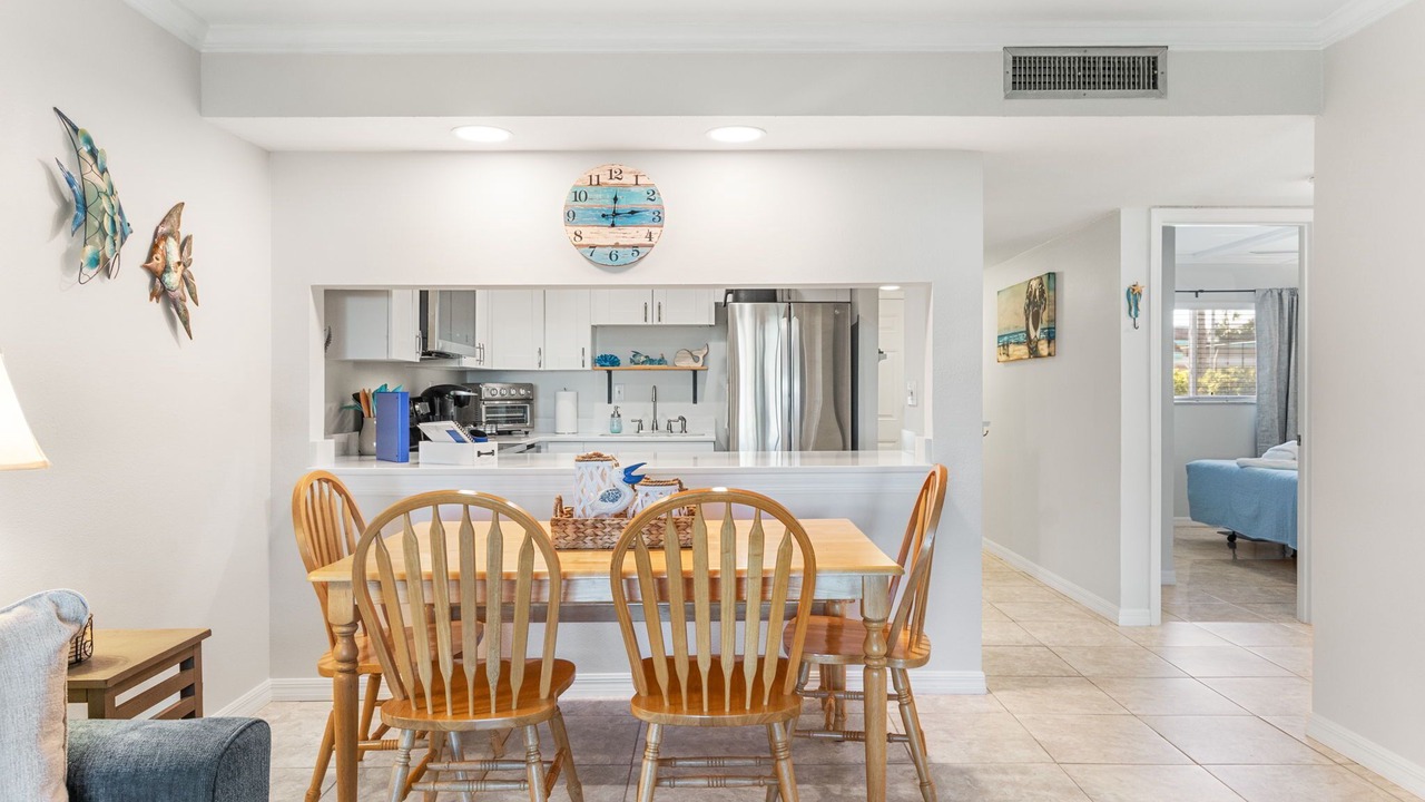 Photo of Livingroom in Crescent Beach