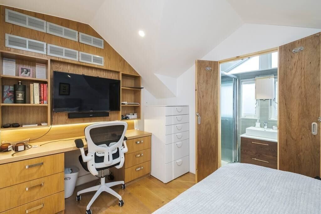Photo of Bedroom in Abingdon