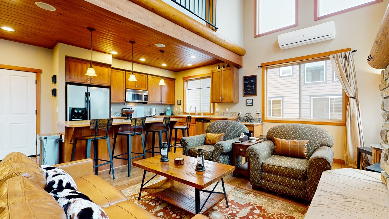 Photo of Livingroom in Hyak