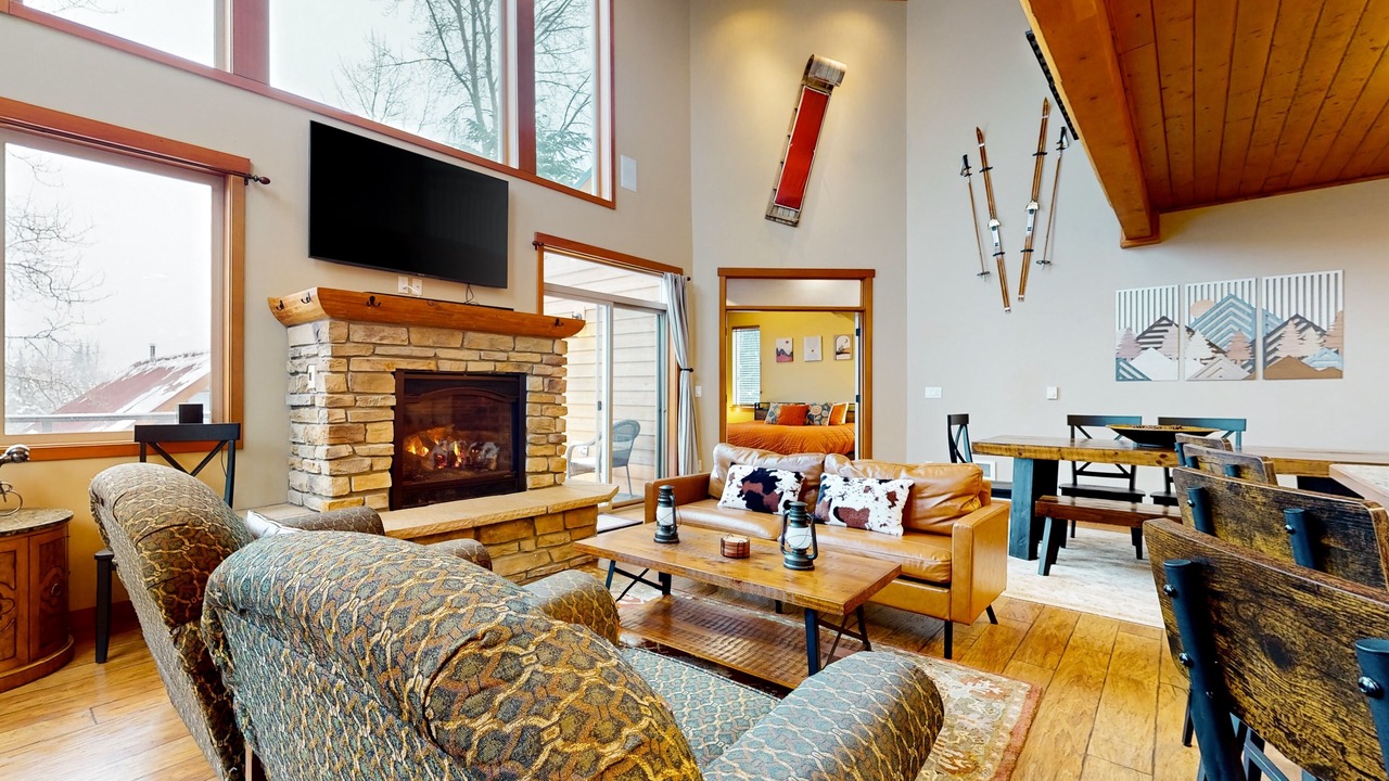 Photo of Livingroom in Hyak