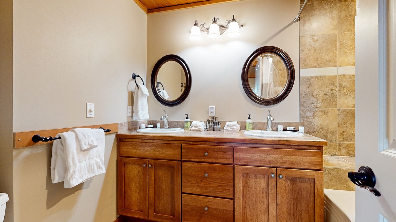 Photo of Bathroom in Hyak