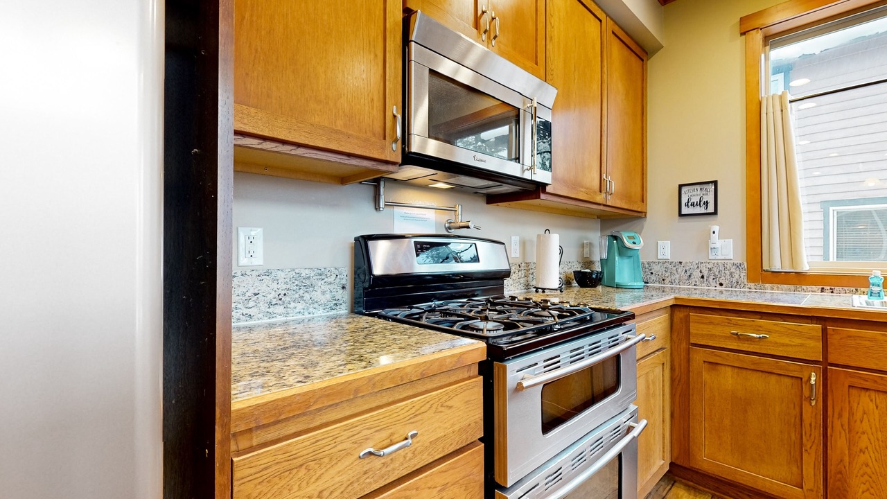 Photo of Kitchen in Hyak