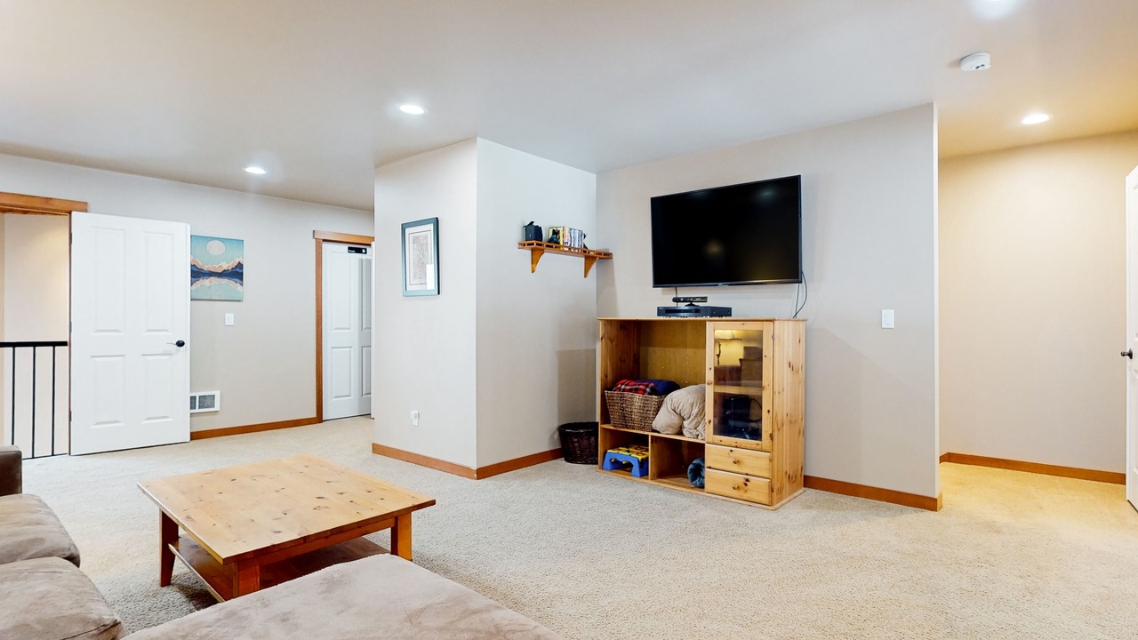 Photo of Livingroom in Hyak