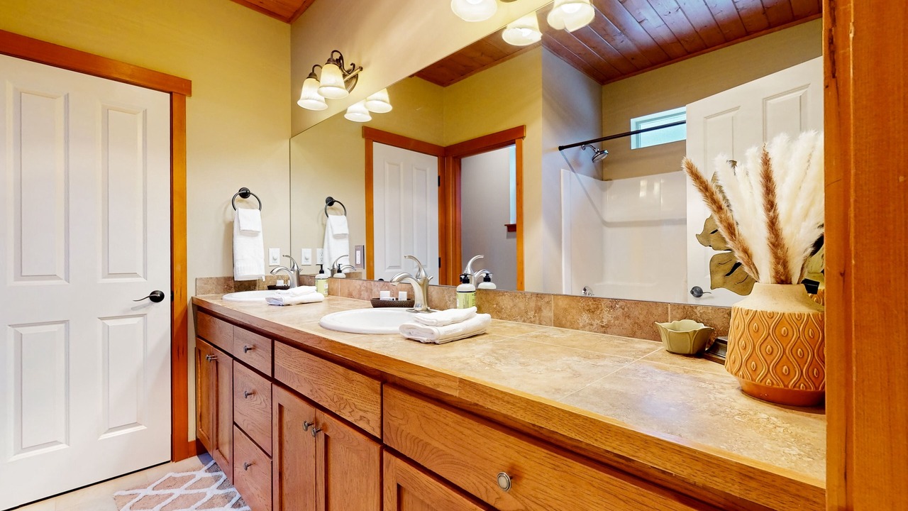 Photo of Bathroom in Hyak
