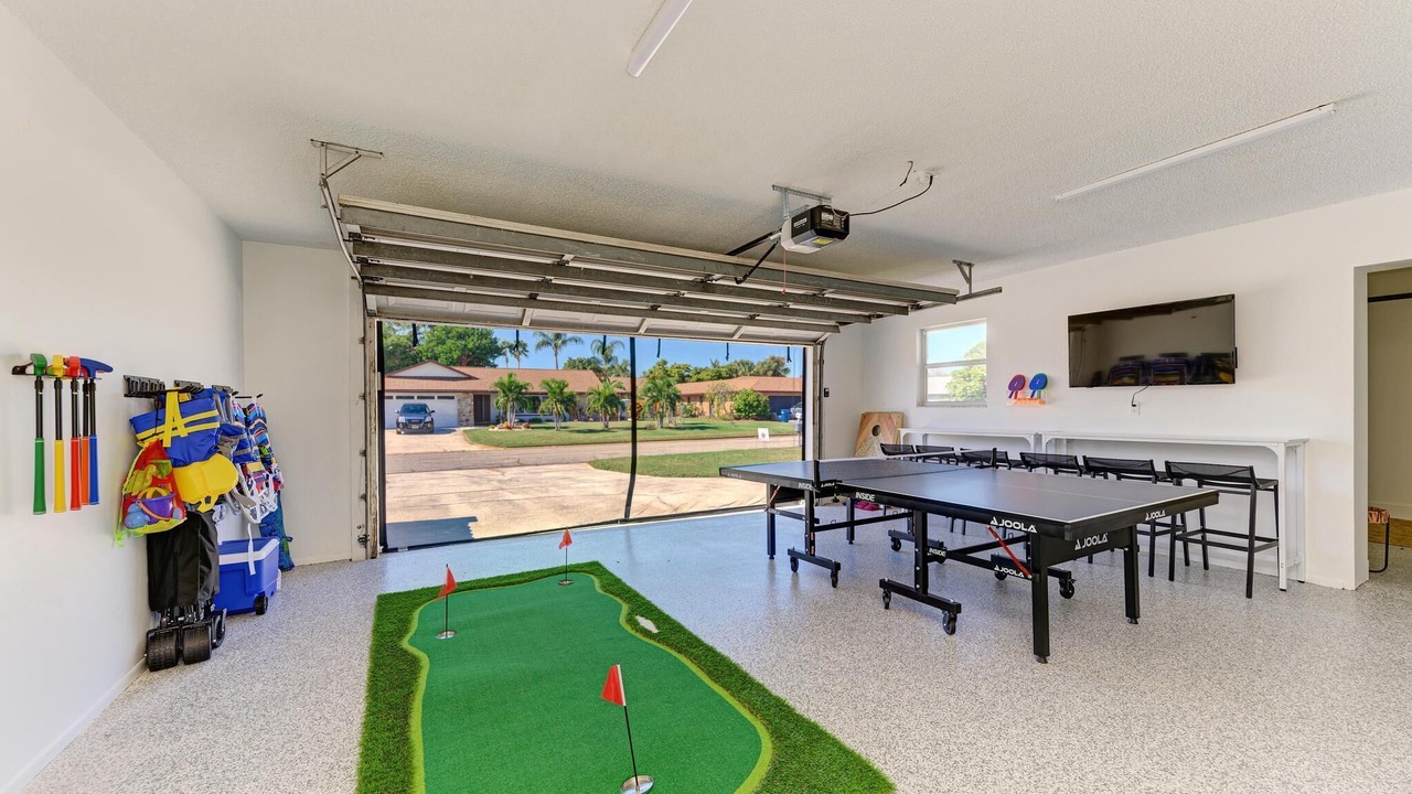 Photo of Bedroom in Trailer Estates